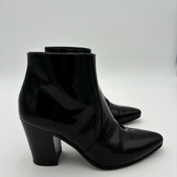 Saint Laurent Ankle Boots - Picture 2 of 7